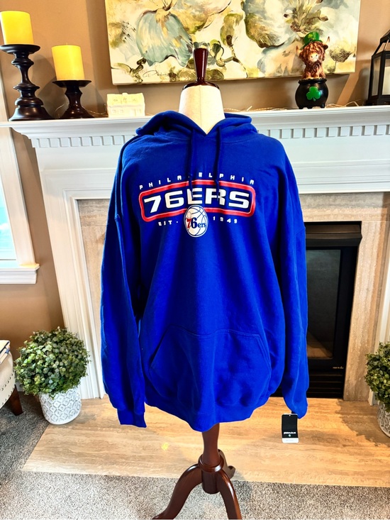 NBA Other - *NEW* NBA Philadelphia 76ers Hooded Sweatshirt - Size 3XL